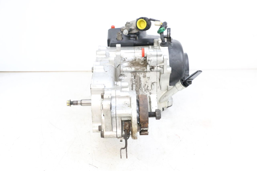 photo de MOTEUR SYM MIO 50 (2005 - 2010) - Autre angle de vue