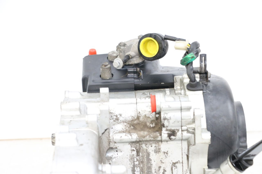 photo de MOTEUR SYM MIO 50 (2005 - 2010) - Vue d’ensemble