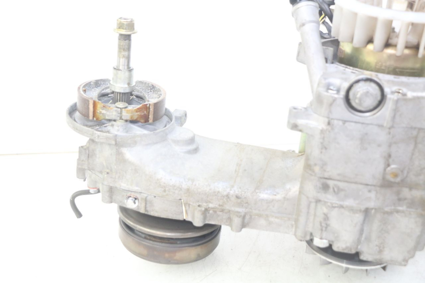 photo de MOTEUR ZHONGYU MOVIDAS ZY125T-2 125 (2004 - 2014) - Détail de la pièce