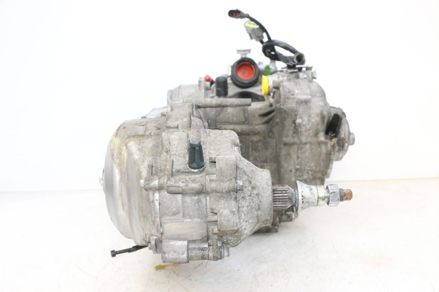 photo de MOTEUR PIAGGIO MP3 HPE 300 (2019 - 2026) - Angle alternatif
