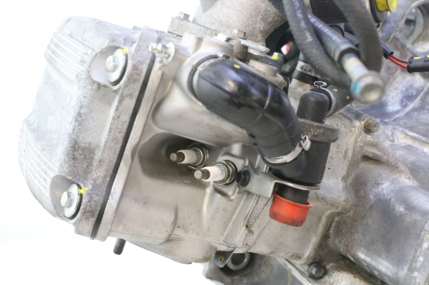 photo de MOTEUR PIAGGIO MP3 HPE 530 (2022 - 2026) - Zoom qualité