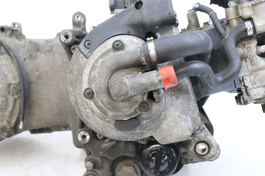 photo de MOTEUR PIAGGIO MP3 125 (2006 - 2014) - Photo complémentaire