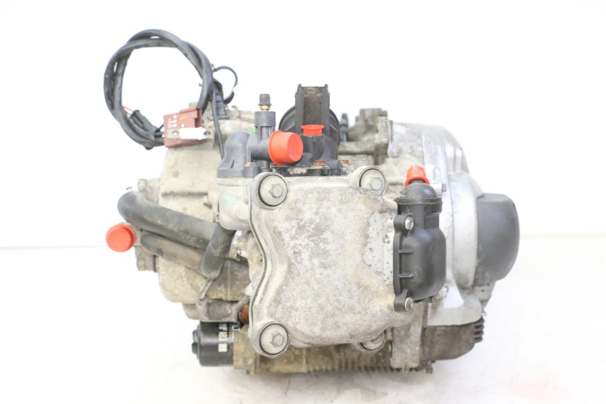 photo de MOTEUR PIAGGIO MP3 RL 250 (2006 - 2010) - Vue d’ensemble