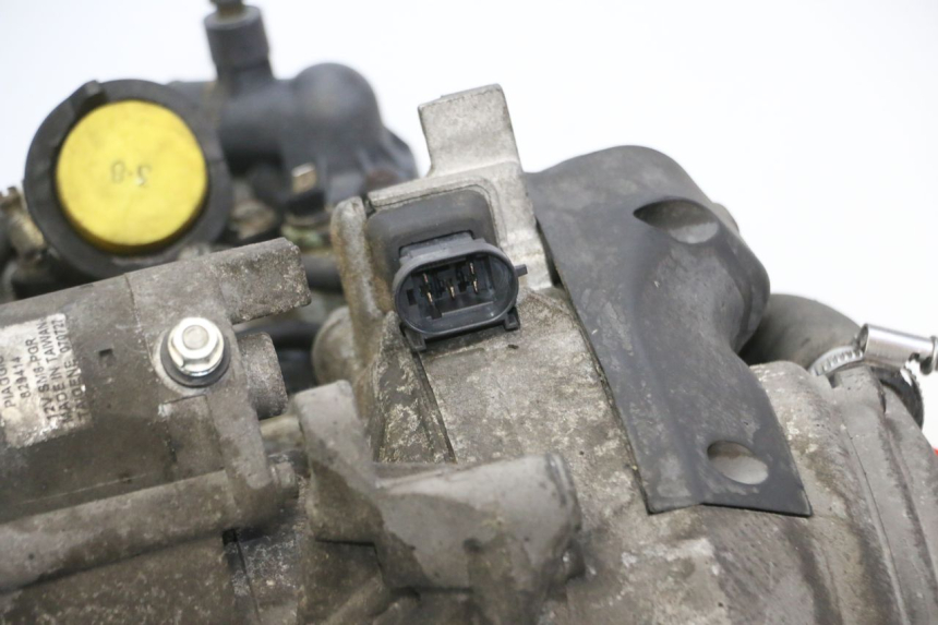 photo de MOTEUR PIAGGIO MP3 125 (2006 - 2014) - Angle alternatif