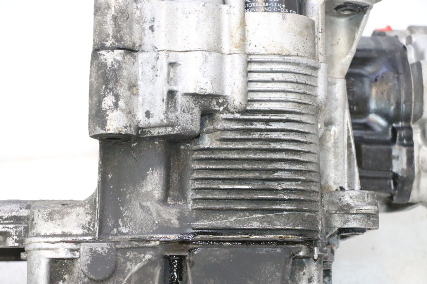photo de MOTEUR PIAGGIO MP3 125 (2006 - 2014) - Autre angle de vue
