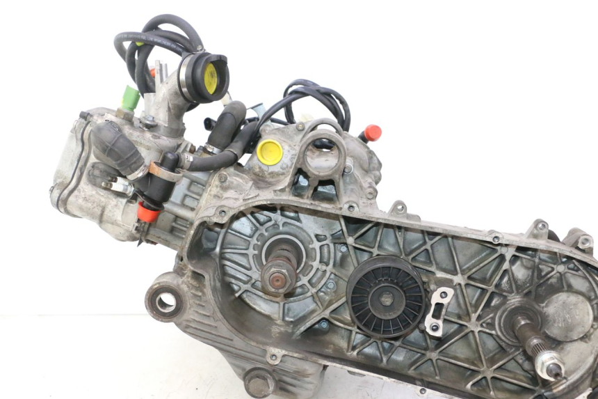 photo de MOTEUR PIAGGIO MP3 500 (2016 - 2018) - Vue d’ensemble