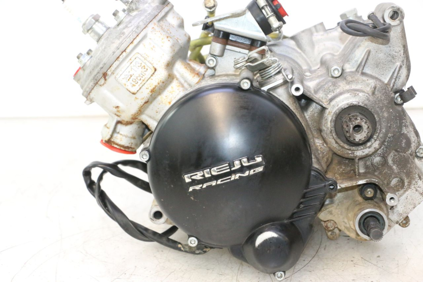 photo de MOTEUR RIEJU MRT PRO SUPERMOTARD 50 (2007 - 2018) - Vue d’ensemble