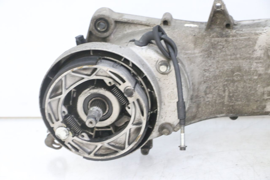 photo de MOTEUR PIAGGIO NEW TYPHOON 50 (2018 - 2021) - Zoom qualité