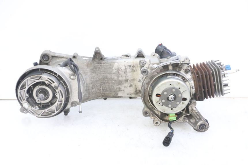 photo de MOTEUR PIAGGIO NEW TYPHOON 50 (2018 - 2021) - Aperçu profil