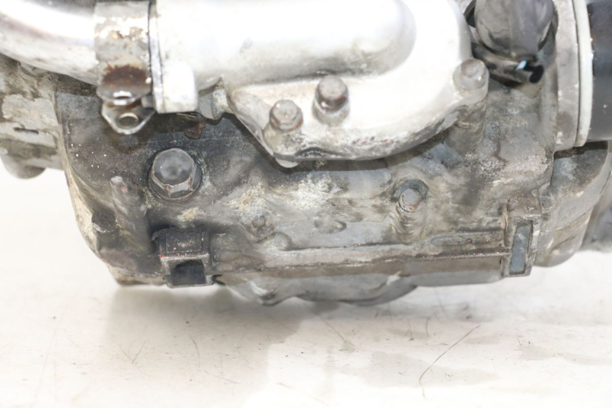 photo de MOTEUR HONDA NTV DEAUVILLE 650 (1998 - 2001) - Zoom état d’usage