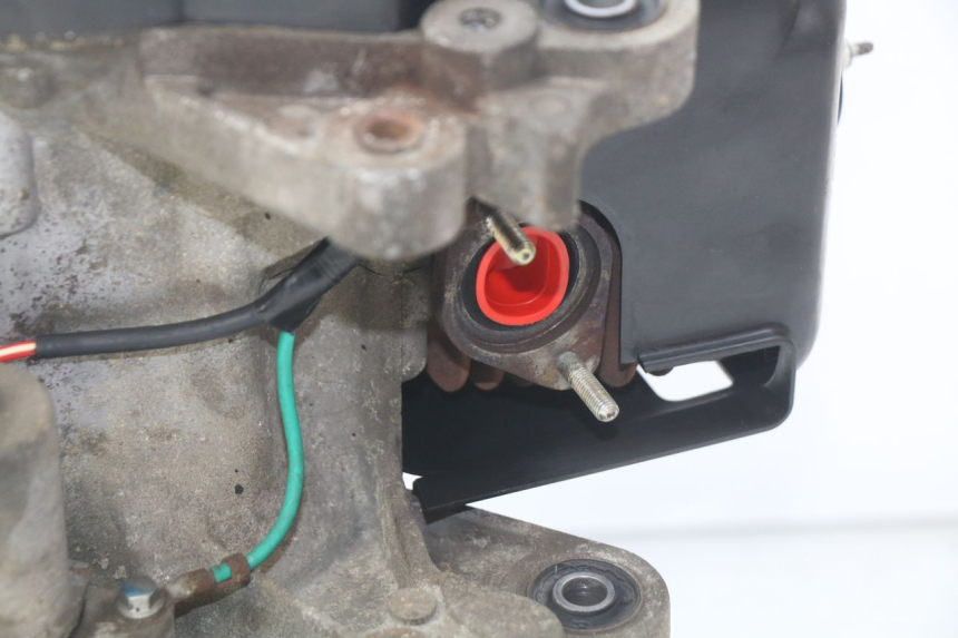 photo de MOTEUR SYM ORBIT 2 2T 50 (2008 - 2018) - Zoom composants