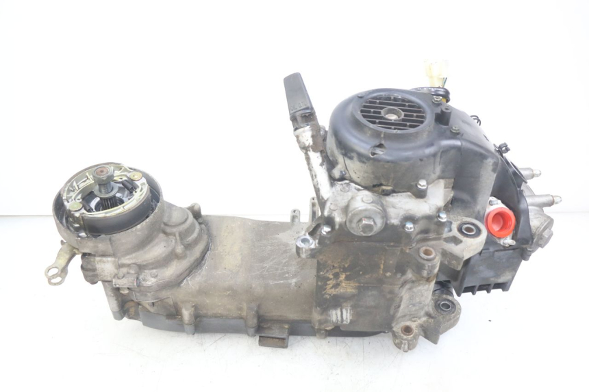 photo de MOTEUR SYM ORBIT III 3 4T 50 (2021 - 2025) - Autre angle de vue