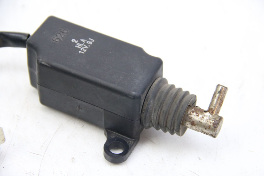 photo de MOTEUR OUVERTURE COFFRE SYM FIDDLE 2 125 (2010 - 2013) - Détail de la pièce