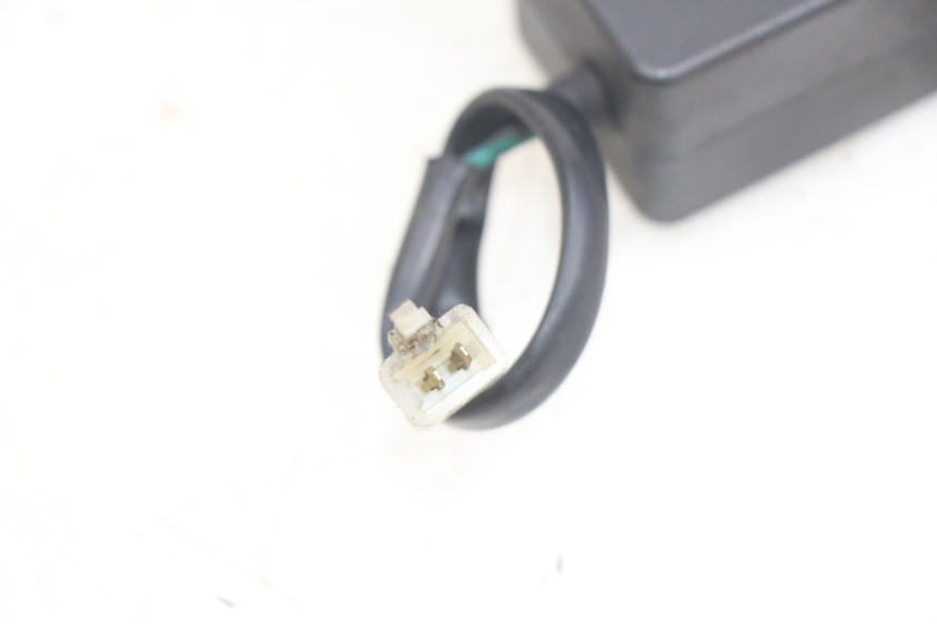 photo de MOTEUR OUVERTURE COFFRE SYM GTS EFI 125 (2012 - 2016) - Détail de la pièce