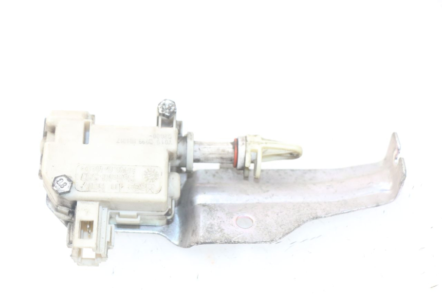 photo de MOTEUR OUVERTURE COFFRE PIAGGIO LIBERTY IGET 4T 50 (2015 - 2020) - Vue principale