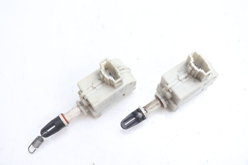 photo de MOTEUR OUVERTURE COFFRE PIAGGIO MP3 LT 300 (2010 - 2016) - Zoom état d’usage