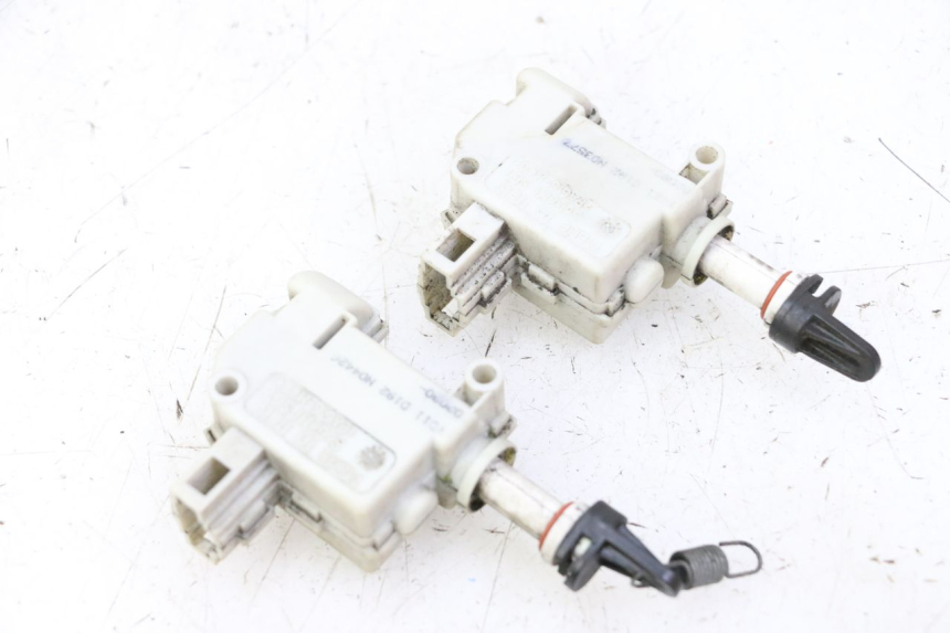 photo de MOTEUR OUVERTURE COFFRE PIAGGIO MP3 500 (2011 - 2015) - Vue principale