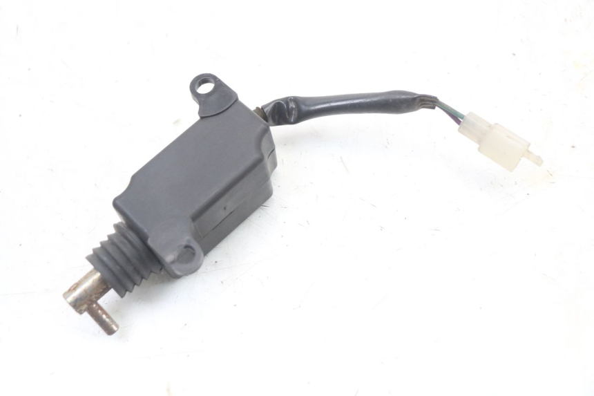 photo de MOTEUR OUVERTURE COFFRE PEUGEOT BELVILLE 125 (2017 - 2021) - Gros plan technique