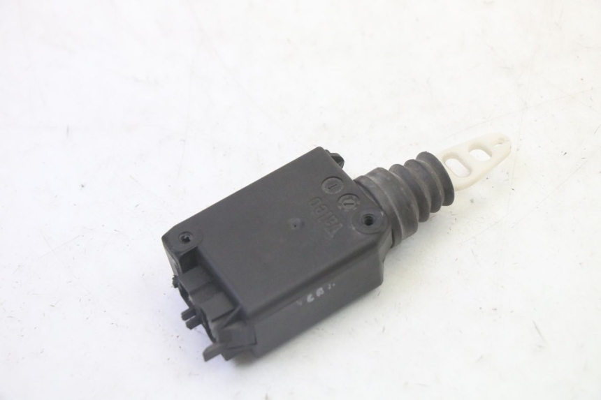 photo de MOTEUR OUVERTURE COFFRE PEUGEOT SATELIS 125 (2010 - 2012) - Zoom état d’usage