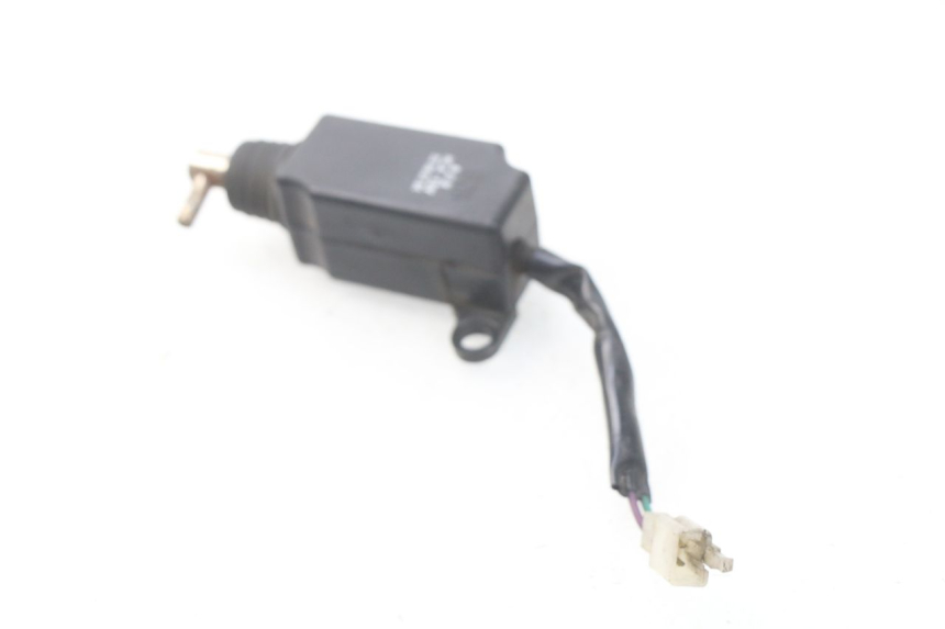 photo de MOTEUR OUVERTURE COFFRE PEUGEOT TWEET 125 (2010 - 2017) - Zoom état d’usage