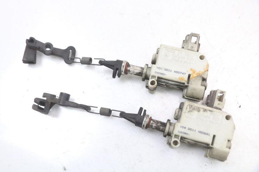photo de MOTEUR OUVERTURE COFFRE PIAGGIO X8 125 (2004 - 2007) - Vue principale
