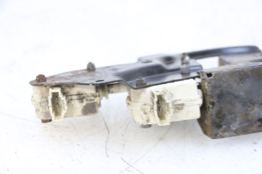 photo de MOTEUR OUVERTURE COFFRE PIAGGIO X8 125 (2004 - 2007) - Zoom état d’usage