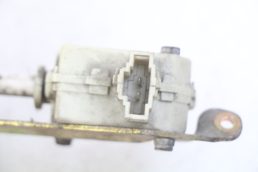 photo de MOTEUR OUVERTURE COFFRE PIAGGIO X9 EVOLUTION 125 (2003 - 2007) - Détail de la pièce