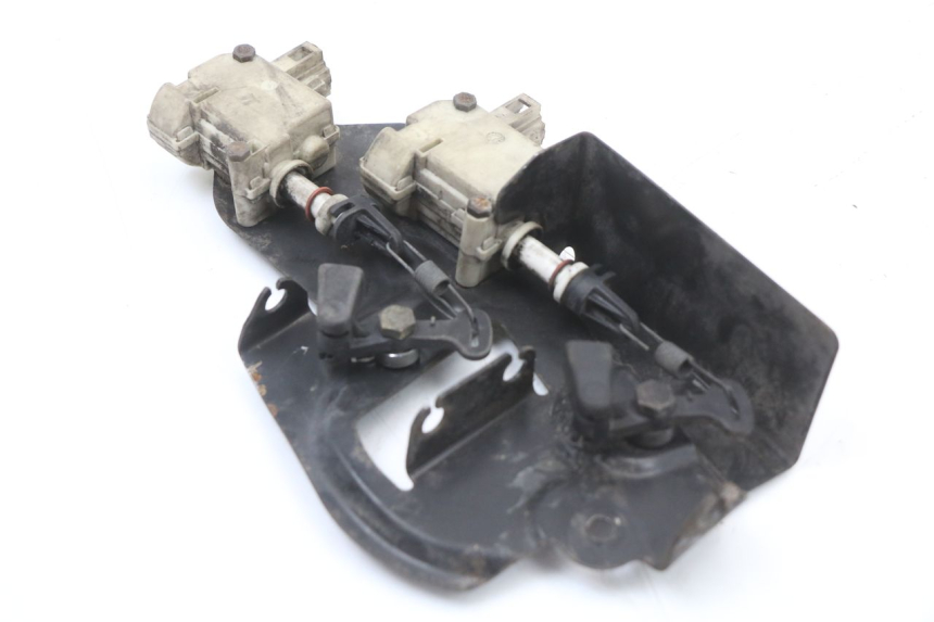 photo de MOTEUR OUVERTURE COFFRE PIAGGIO XEVO - X EVO 125 (2007 - 2017) - Détail de la pièce