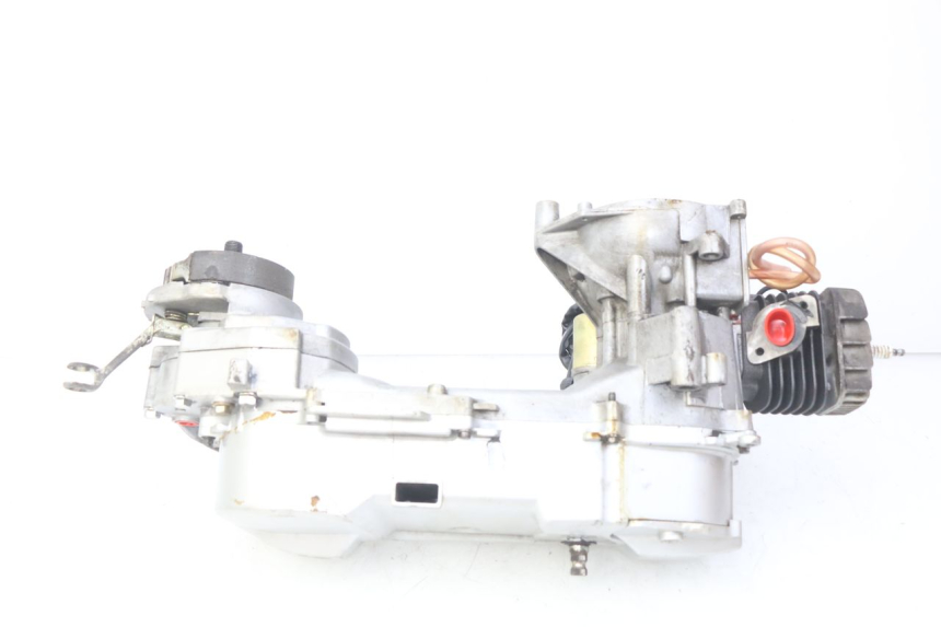 photo de MOTEUR IMF INDUSTRIE PACH 2T 50 (2009 - 2018) - Gros plan technique