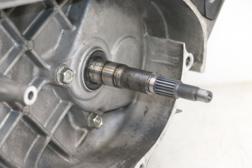 photo de MOTEUR HONDA PCX (JF28) 125 (2009 - 2011) - Angle alternatif