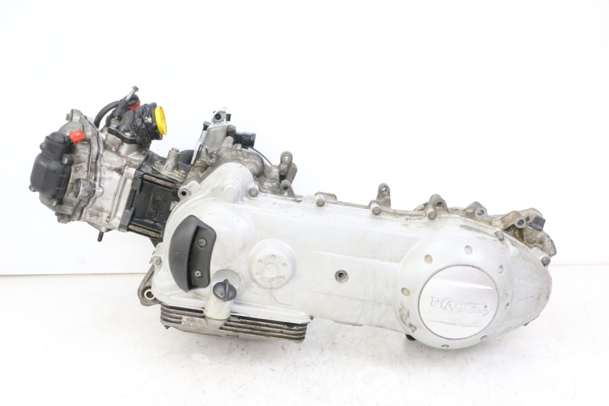 photo de MOTEUR PIAGGIO BEVERLY 125 (1998 - 2005) - Vue principale
