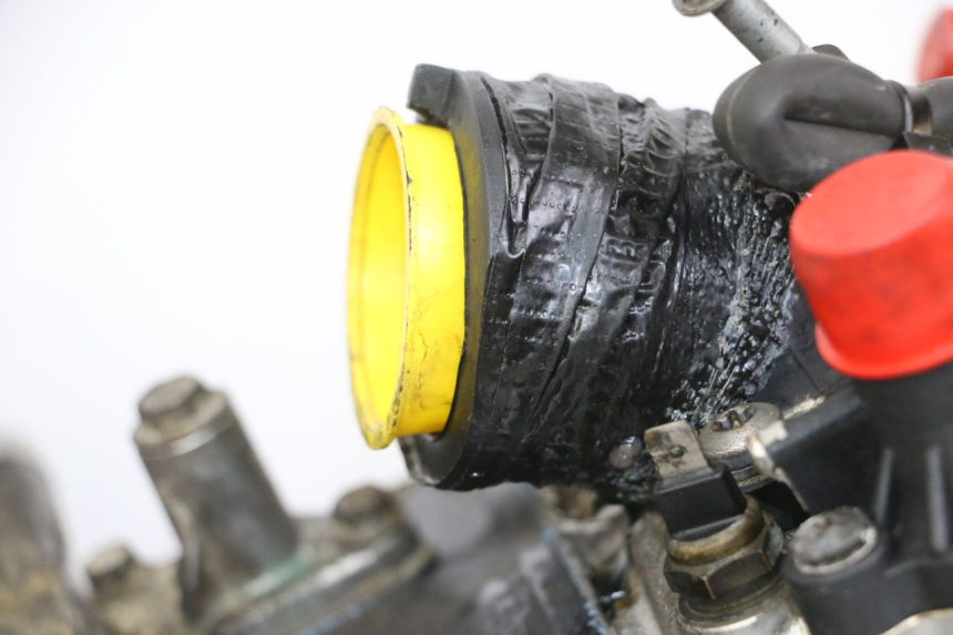 photo de MOTEUR PIAGGIO BEVERLY 125 (1998 - 2005) - Zoom composants