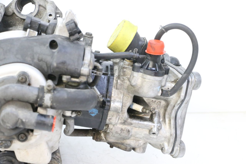 photo de MOTEUR PIAGGIO VESPA GRANTURISMO 125 (2003 - 2007) - Vue rapprochée