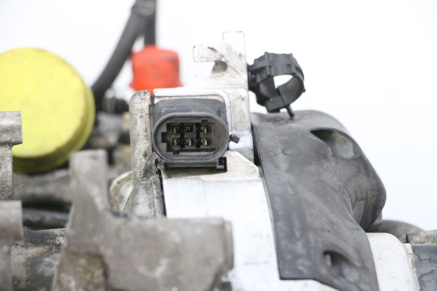 photo de MOTEUR PIAGGIO VESPA GRANTURISMO 125 (2003 - 2007) - Focus structure