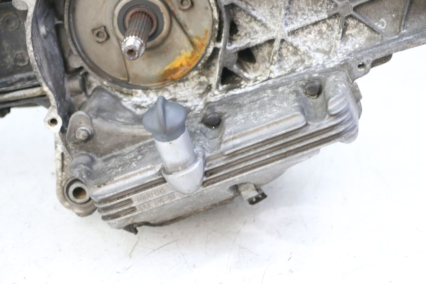 photo de MOTEUR PIAGGIO VESPA GRANTURISMO 125 (2003 - 2007) - Vue d’ensemble