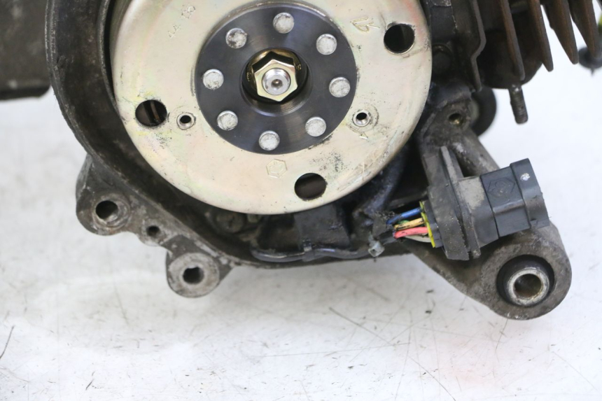 photo de MOTEUR PIAGGIO VESPA LX 2T 50 (2005 - 2013) - Détails caractéristiques