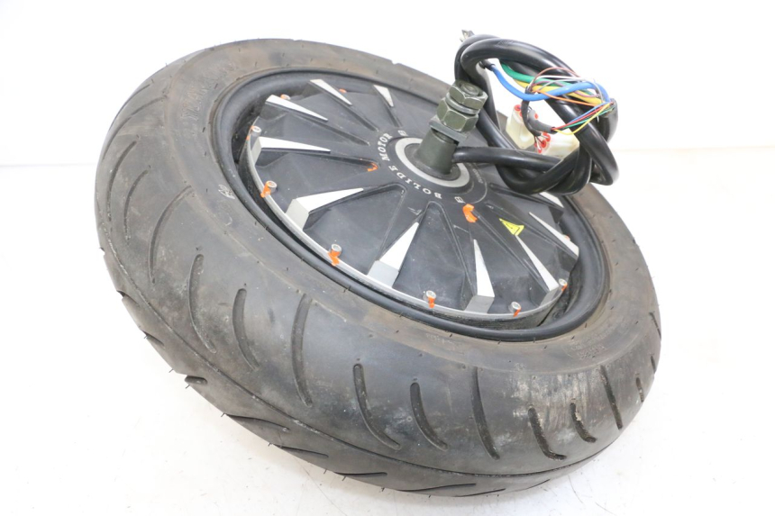 photo de MOTEUR EFUN PUSA 1 - Points de fixation