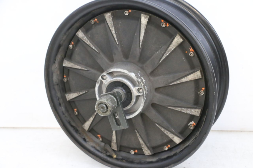 photo de MOTEUR EFUN PUSA 1 - Vue d’ensemble