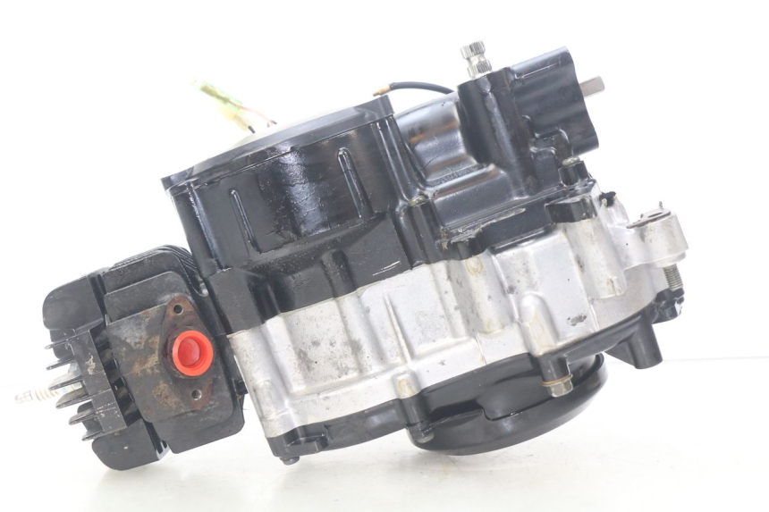 photo de MOTEUR YAMAHA PW 50 (1984 - 2025) - Autre angle de vue