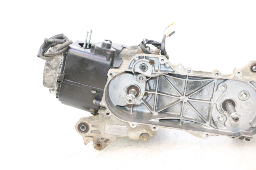 photo de MOTEUR YIYING RETRO 50 (2008 - 2017) - Aperçu profil