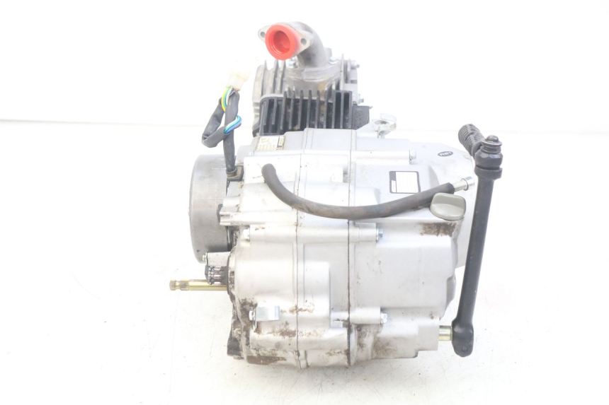 photo de MOTEUR APOLLO RFZ 125 - Autre angle de vue