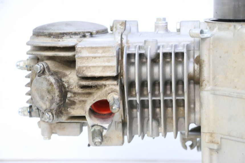 photo de MOTEUR APOLLO RFZ 125 - Autre angle de vue