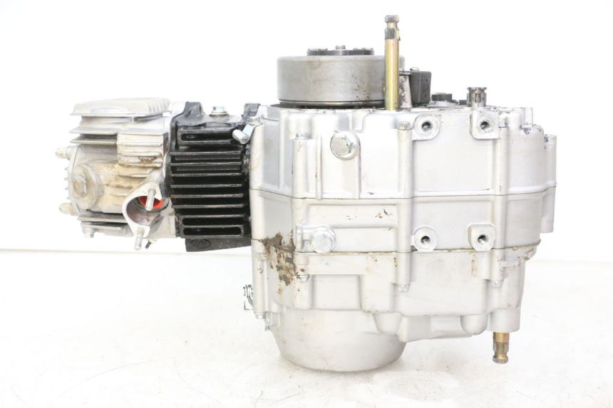 photo de MOTEUR APOLLO RFZ 125 - Points de fixation