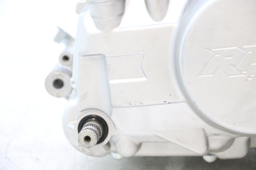 photo de MOTEUR APOLLO RFZ 150 - Marquages et références