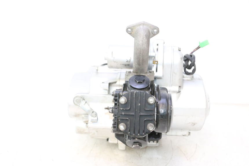 photo de MOTEUR YAMASAKI ROADSTER 50 (2013 - 2018) - Marquages et références