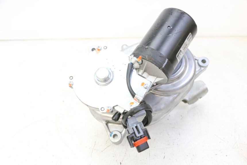 photo de MOTEUR ROLL LOCK PIAGGIO MP3 HPE 310 (2024 - 2025) - Marquages et références