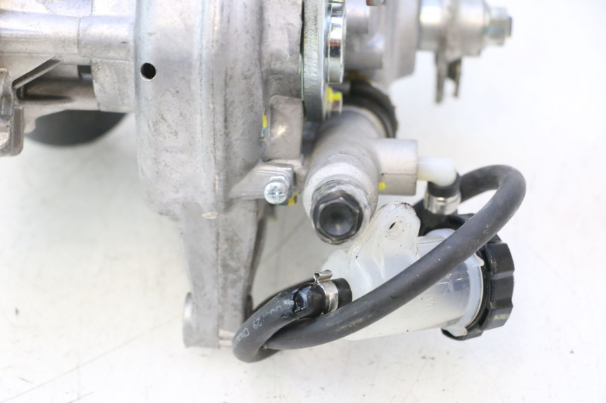 photo de MOTEUR ROLL LOCK PIAGGIO MP3 HPE 530 (2022 - 2026) - Pièce contrôlée