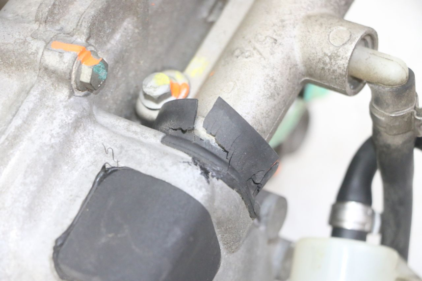 photo de MOTEUR ROLL LOCK PIAGGIO MP3 LT 300 (2010 - 2016) - Autre angle de vue