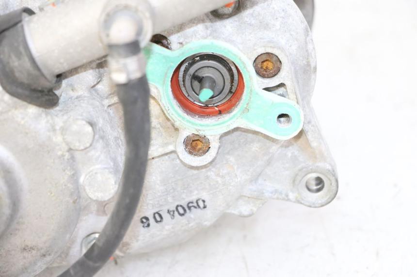 photo de MOTEUR ROLL LOCK PIAGGIO MP3 RL 250 (2006 - 2010) - Détails caractéristiques