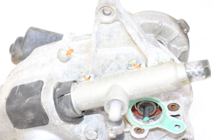 photo de MOTEUR ROLL LOCK PIAGGIO MP3 RL 250 (2006 - 2010) - Marquages et références